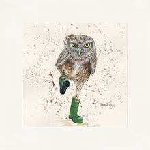 Load image into Gallery viewer, Oliver in Boots