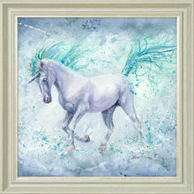 Load image into Gallery viewer, Silvermist