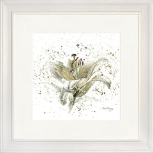 Load image into Gallery viewer, Grey Lily