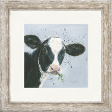 Load image into Gallery viewer, Clara