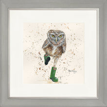 Load image into Gallery viewer, Oliver in Boots