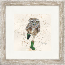 Load image into Gallery viewer, Oliver in Boots