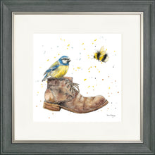 Load image into Gallery viewer, Blueberry and Bumble
