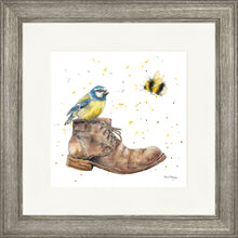 Load image into Gallery viewer, Blueberry and Bumble
