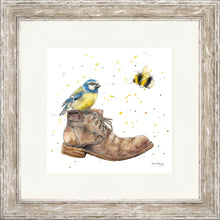 Load image into Gallery viewer, Blueberry and Bumble
