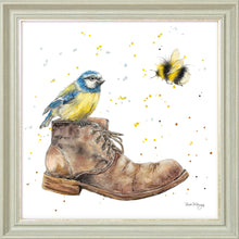 Load image into Gallery viewer, Blueberry and Bumble
